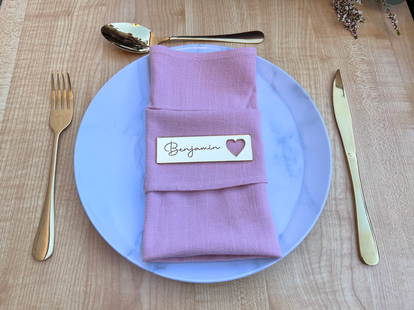 Personalised Acrylic Tag/Name Place Card with Heart Favour